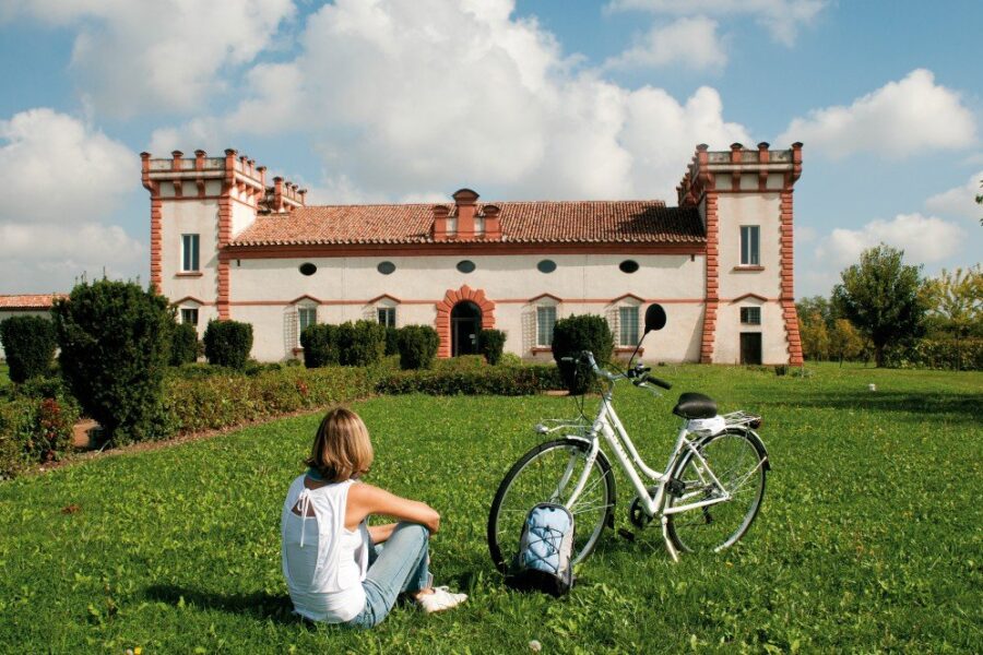 Ferrara: alla scoperta dei tesori del Rinascimento in bici e barca